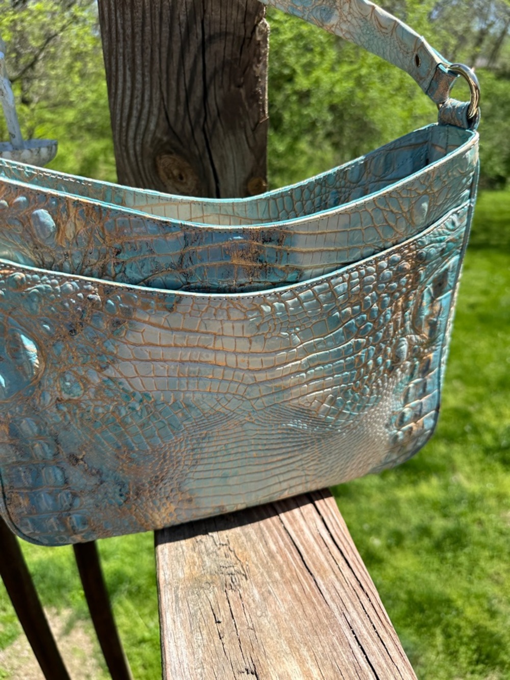 Brahmin Aqua and Gold/Cream Croc-Embossed Shoulder Bag EUC FLASH SALE! 1 day 5/5 - Picture 6 of 7